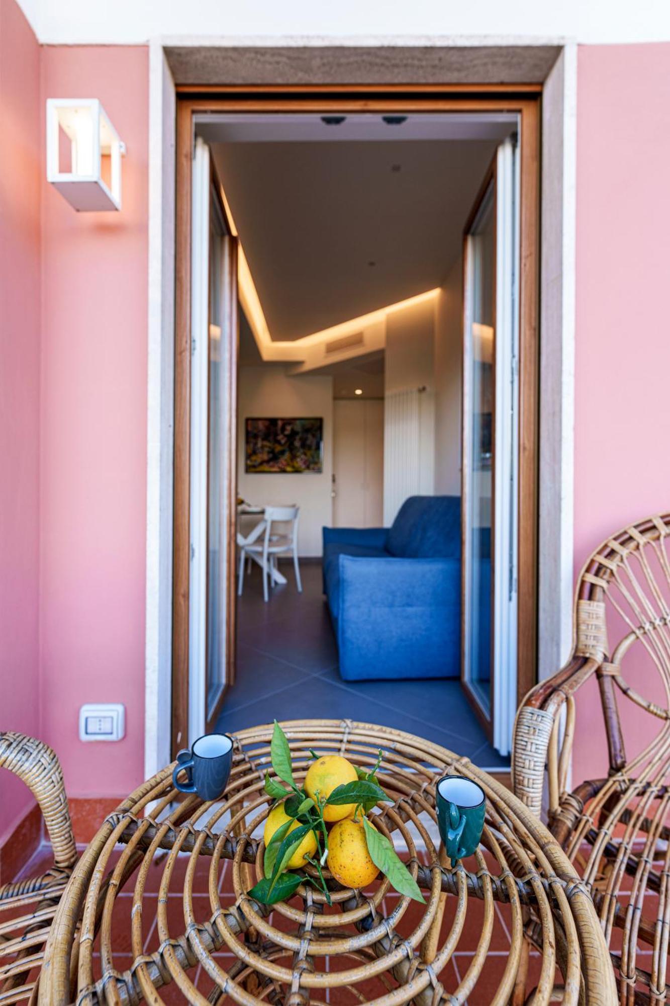 Marina Piccola Apartment Sorrento Exterior photo